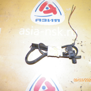 Датчик ABS Toyota Lite Ace Noah/Town Ace Noah CR50/SR50/KR52 перед, лев 89543-28080