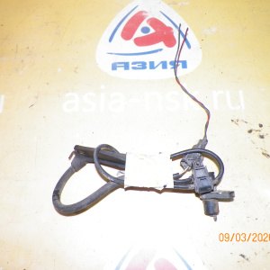 Датчик ABS Toyota Lite Ace Noah/Town Ace Noah CR50/SR50/KR52 перед, лев 89543-28080