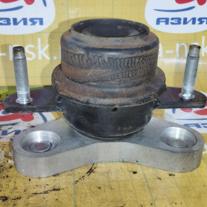 Подушка двигателя Nissan VQ25/VQ35 Skyline V36 2WD a/t АКПП 5 ступ. R 11320EG800