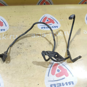 Датчик ABS Toyota RAV4 SXA10/SXA11/SXA15/SXA16 перед, лев 89543-42020/89543-42030