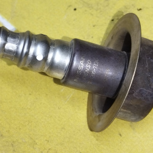 Датчик кислородный Nissan HR12 March K13 F 4 конт. номер 1