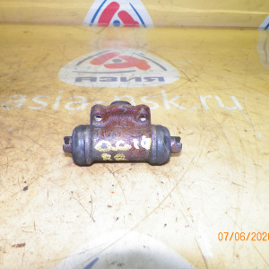 Тормозной цилиндр Nissan QNG10/FNB15 Bluebird Sylphy/Sunny 4WD 11/16.Чугунный. R