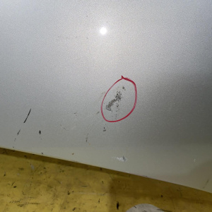 Капот Land Rover Discovery LT/L318 '2004 шумоизоляция (сколы, царапины) BKA700040