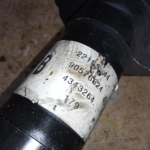Стойка Opel T98/F35/F48/F69 Astra G 2H9/X18XE1/Z18XE '1997-2001 перед, прав 90576824