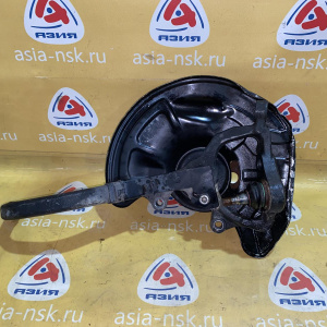 Ступица Mercedes W211/W219/C219 E-Class перед, лев 2WD голая A2113306420