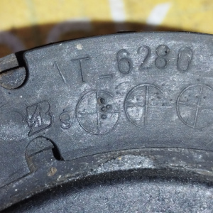 Подушка двигателя Toyota 4A/7A Sprinter Carib AE114/AE115 4WD пластик ТРЕЩИНЫ F н / 12361-16270