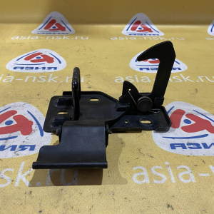 Крючок капота Volkswagen Touareg 7LA/7L6/9N1 VW Polo 2002-2005 6Q0823480B