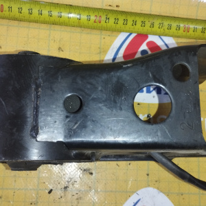 Подушка двигателя Nissan VQ20/VQ25 Cefiro/Maxima A33 зад., с датчиком R