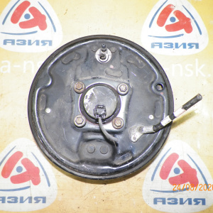 Ступица Toyota NCP81/NZE121/ZZE122 Sienta/Corolla Spacio зад, лев 2WD ABS. Барабанные тормоза.Барабан-229,6мм. В сборе.с барабаном и колодками. 42450-12070