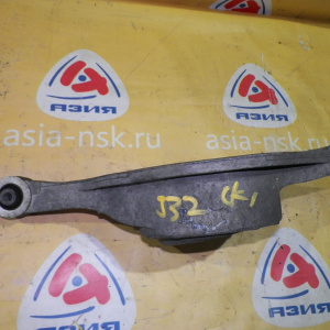 Рычаг NISSAN J32 Teana R н под пружину