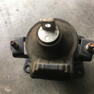 Подушка двигателя Honda K20A/K24A Accord CL7/CL9/CM 2WD/4WD зад. R 50810-SDA-A02 / 50810-SDA-E01 ( RR4A )