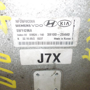 Блок управления двс Hyundai Sonata NF/EK G4KA/L4KA '2005- 2.0 Theta 39100-25440