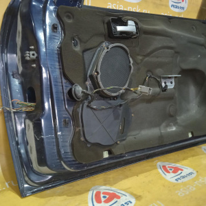 Дверь боковая Ford Mondeo 3 GE/B4Y/B5Y/BWY '2000-2007 перед, прав в сборе (вмятины)
