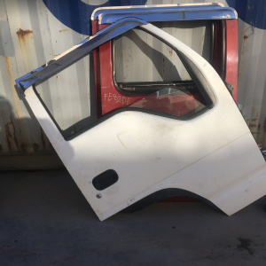 Дверь боковая ISUZU Elf NHR69E '1994-2007 перед, прав в сборе 12V