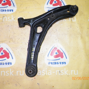 Рычаг Toyota NNP11/NCP80 Porte/Sienta перед, прав