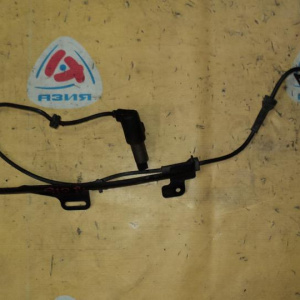 Датчик ABS Nissan Bluebird Sylphy G10/B15 зад, лев