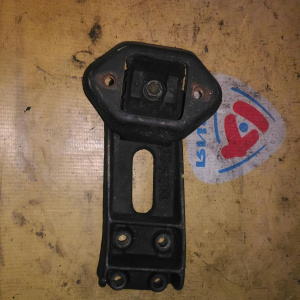 Подушка двигателя Suzuki F6A/K6A Jimny JA11W/JA22W a/t зад. R