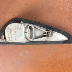 Отражатель в бампер Nissan Cefiro A33 зад, лев