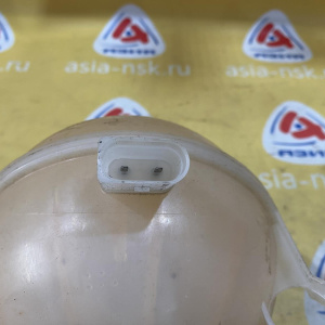 Бачок расширительный Volkswagen Tiguan 5N1/5N2 CAWA/CCZC с датчиком 1K0121407A