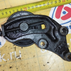 Натяжитель кондиционера Toyota 2C/3C Lite Ace Noah CR40/CR50 88444-27011 + 88440-35020 + 90099-04306