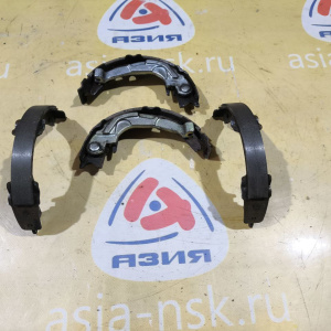 Колодки тормозные Toyota Vitz/ist NCP13/NCP61 НА РУЧНИК,ОСТАТОК 80-90% R 46540-20080/FN-0621