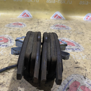 Колодки тормозные Volkswagen Jetta 1K1/1K2/B6/3C2 Диск 288X25MM (с датчиком) F