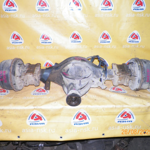 Мост ISUZU ELF NHR69C R 6 шпилек 2х скатный 39/8  В сборе .Узкая база.  От центра руссоры до центра рессоры-75 cм