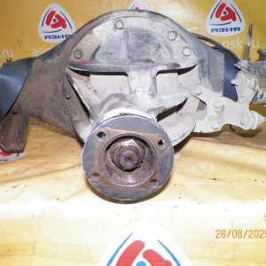 Мост ISUZU ELF NHR69C R 6 шпилек 2х скатный 39/8  В сборе .Узкая база.  От центра руссоры до центра рессоры-75 cм