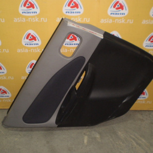 Обшивка двери Nissan Sunny B15 зад, лев