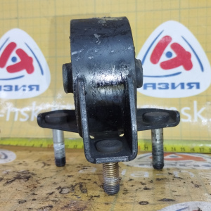 Подушка двигателя Toyota 4A-FE Sprinter Carib AE95/AE114 4WD зад. ДЕФЕКТ акпп=мкпп R / 12371-16250