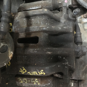 Суппорт Toyota ST202/ST205/ST206/ST215 Caldina 3S-GE перед, прав (40T28 )2 поршня 47730-21010