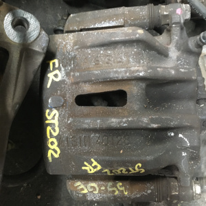 Суппорт Toyota ST202/ST205/ST206/ST215 Caldina 3S-GE перед, прав (40T28 )2 поршня 47730-21010