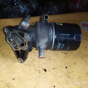 Крепление фильтра масляного Toyota 3C-T/3C-TE/2C Lite Ace Noah CR50 с теплообменником 15677-64160 + 15710-64170