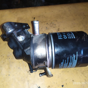 Крепление фильтра масляного Toyota 3C-T/3C-TE/2C Lite Ace Noah CR50 с теплообменником 15677-64160 + 15710-64170