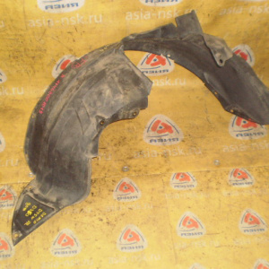 Подкрылок Mazda Demio DY3W '2005-2007 перед, прав дефект D350