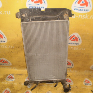 Радиатор охлаждения Toyota ZZE120 Corolla/Allex/Corolla Runx a/t Брак патрубка (Голый)