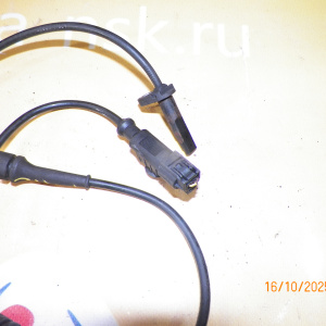 Датчик ABS Nissan March K12 крепление болтом перед, лев