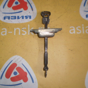 Ограничитель двери Toyota Corolla/Corolla Spacio NZE120 зад, прав