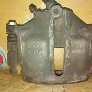 Суппорт Ford GE/B4Y/B5Y/BWY Mondeo 3 '2000-2007 перед, прав Bosch Y01129