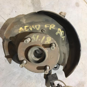 Ступица TOYOTA AE100/AE110 перед, прав 51-18 ABS голая