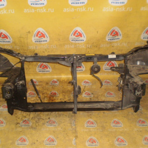 Рамка радиатора Toyota Corolla/Corolla Fielder NZE120 '2002-2004 (под узкий усилитель)