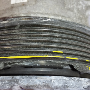 Компрессор кондиционера Toyota 1AZ-FSE/2AZ-FSE Isis/Avensis ANM10/AZT251/AZT240 ДЕФЕКТ ШКИВА СКОЛ 447260-1740/1742/-1743 / 88310-2B691