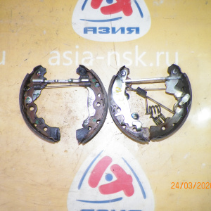 Колодки тормозные Toyota Passo KGC10/QNC10 Барабанные тормоза. Комплект на два колеса. R 04495-B1010. 04495-B1080