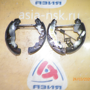 Колодки тормозные Toyota Passo KGC10/QNC10 Барабанные тормоза. Комплект на два колеса. R 04495-B1010. 04495-B1080