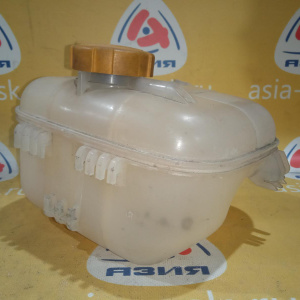 Бачок расширительный Opel Astra H A04 дефект 13114995,
