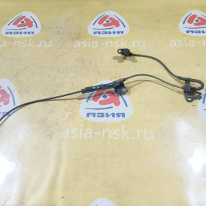 Датчик ABS Toyota Isis ANM10/ZGM10/ZGM11/ZGM15/ZNM10 перед, прав 89542-44040