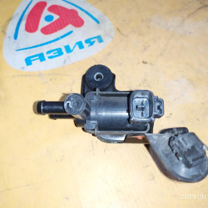 Клапан вакуумный Toyota Corolla AE111/AE101-3068241 4A-FE/5A-FE