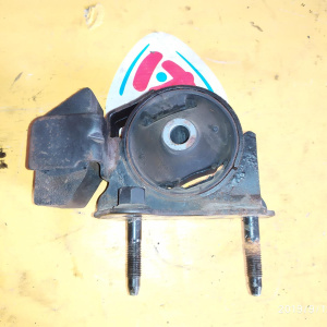 Подушка двигателя Toyota 1AZ-FSE Caldina AZT246/AZT245/ 4WD a/t зад. R