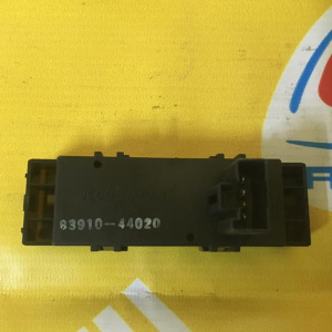 Часы Toyota Ipsum/Nadia SXM10/SXN10