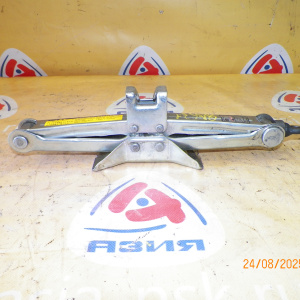 Домкрат Toyota Corolla II/Corsa/Tercel EL50/EL51/EL52/EL53/EL55/EP91/NP90/EP95 700 кг.